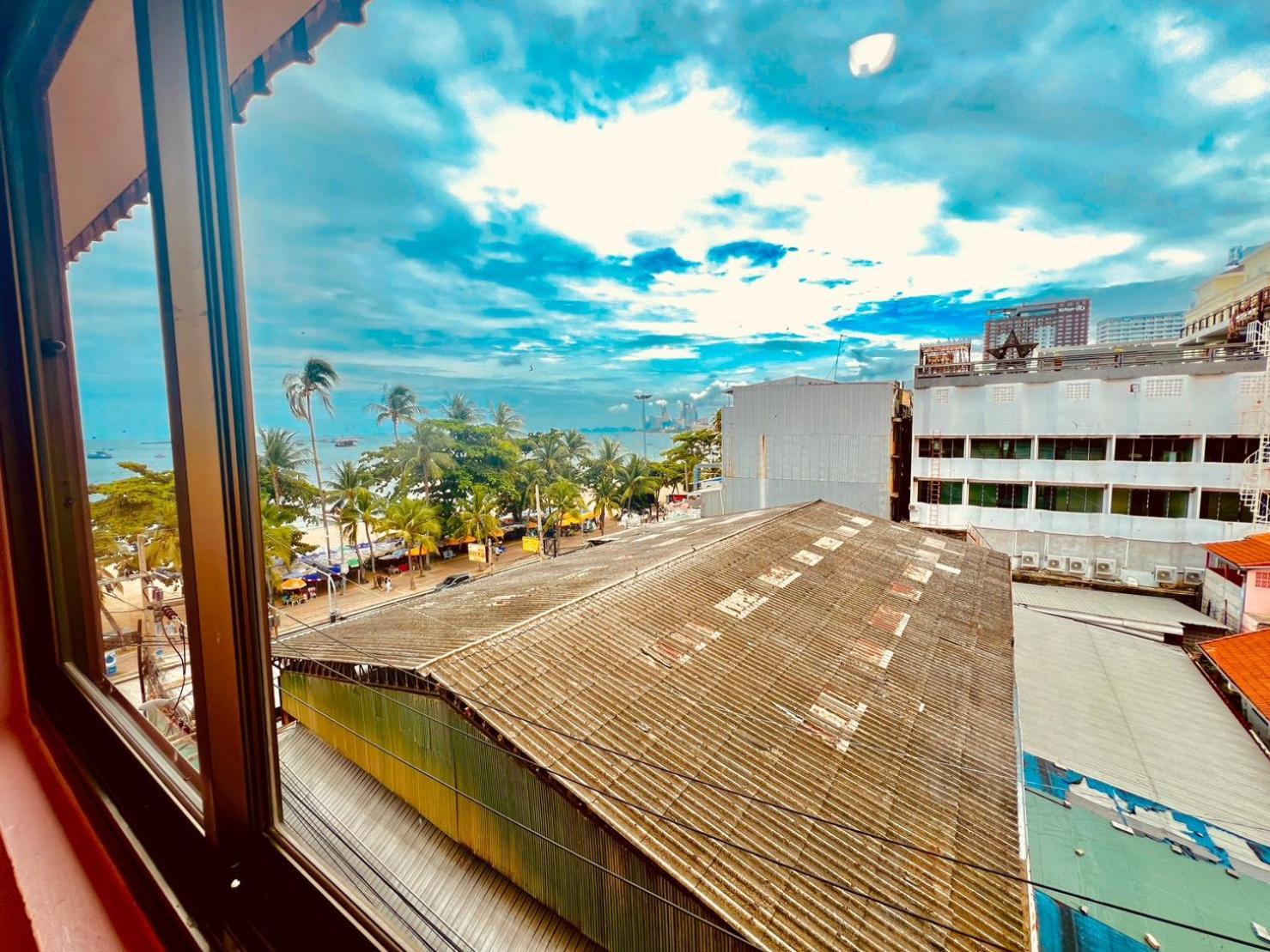 Aa Hotel Pattaya Dış mekan fotoğraf